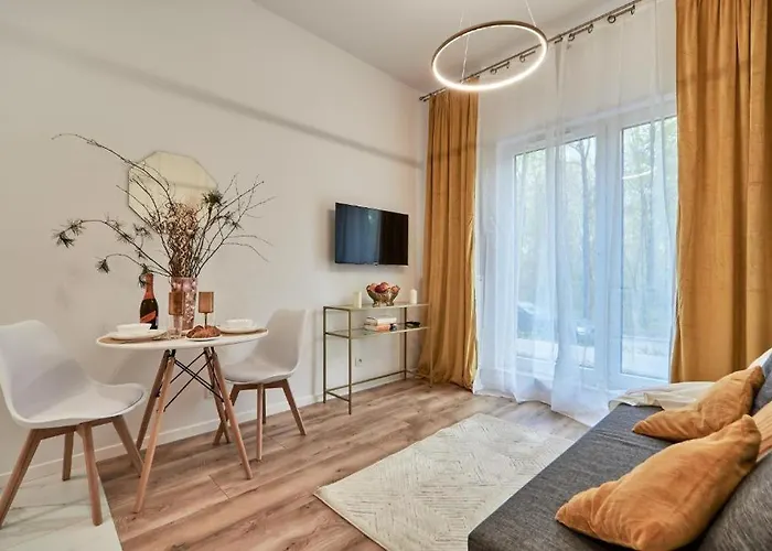 Cozy Bialoleka - Book It Apartamento *